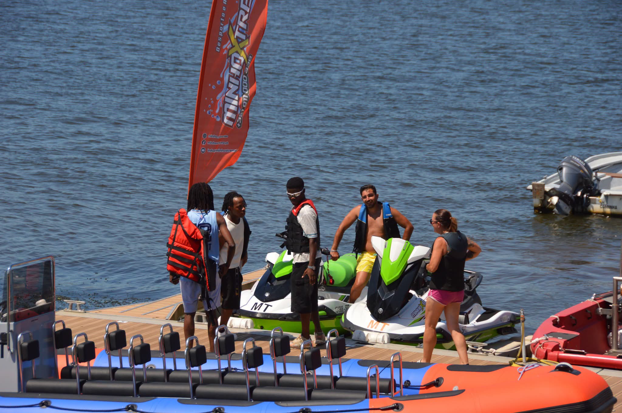Barco Aika Rio Minho 1